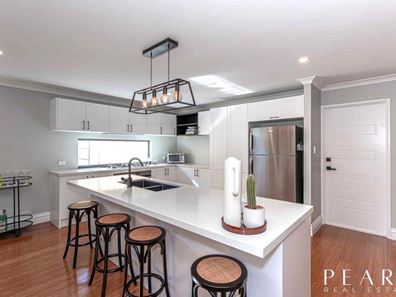 128 Caledonia Avenue, Currambine WA 6028