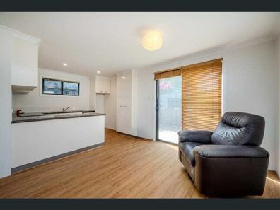 A/8 Rainham Ave, Mindarie WA 6030