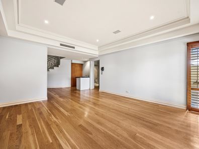 10 Vanguard Terrace, East Perth WA 6004