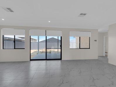 3 Hibiscus Street, Hammond Park WA 6164
