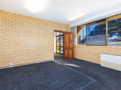 1/7 Rivers Street, Bibra Lake WA 6163