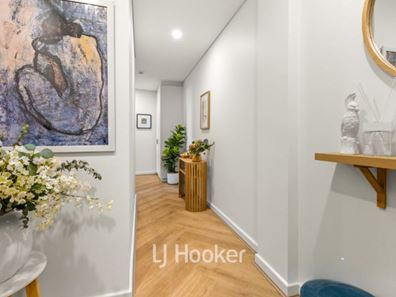 28/11 Casuarina Drive, Bunbury WA 6230
