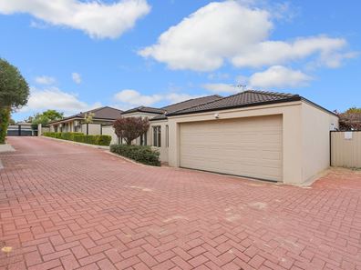 9a Duke Street, Bentley WA 6102