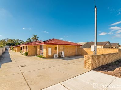 2/15 Herndon Close, Cannington WA 6107