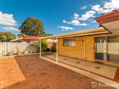 2/15 Herndon Close, Cannington WA 6107