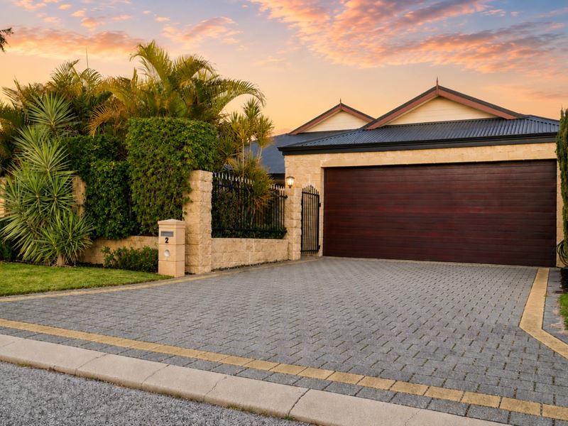 2 Fulmar Way, Seville Grove WA 6112