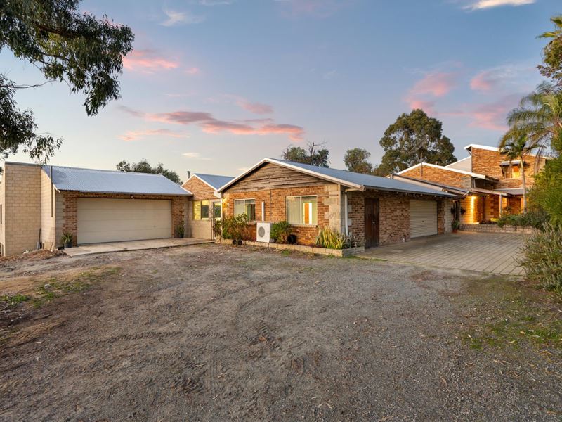 583 Lyon Road, Wandi