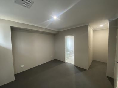 3 Whetstone Road, Haynes WA 6112