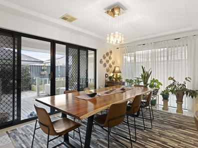 65 Windermere Boulevard, Aveley WA 6069