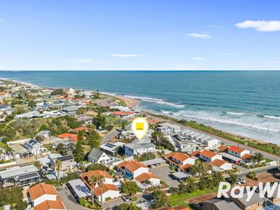 24 Valley Road, Halls Head WA 6210