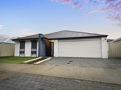 247 Westfield Road, Seville Grove WA 6112