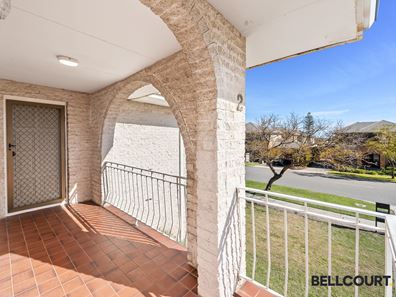 2/38 Mary Street, Como WA 6152