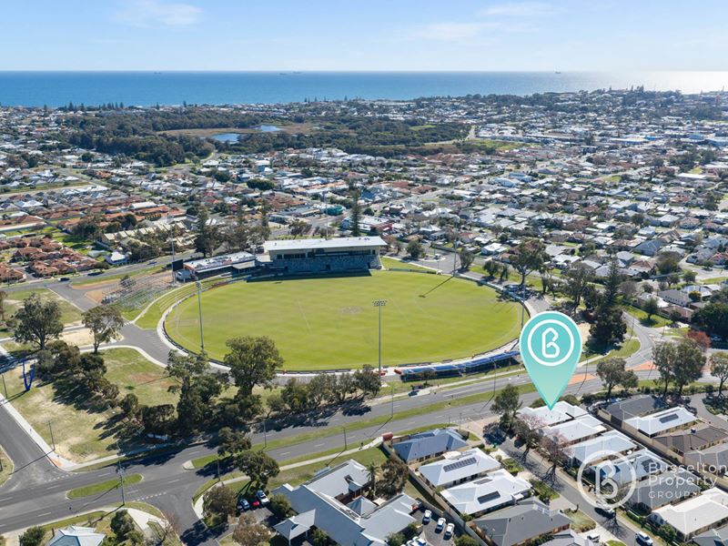 1 Jury Bend, Carey Park WA 6230