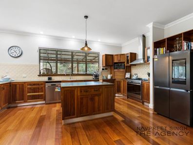67 Old Dairy Court, Oakford WA 6121