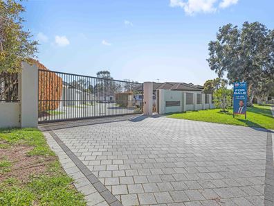 11/18 Mountain View, Kelmscott WA 6111