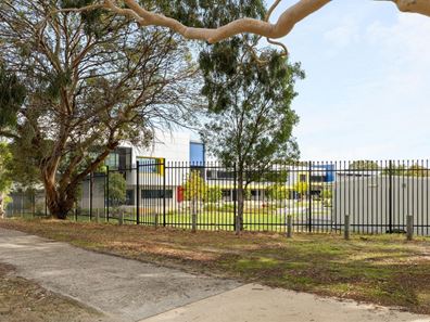 2/3 Myrtle Street, Willetton WA 6155