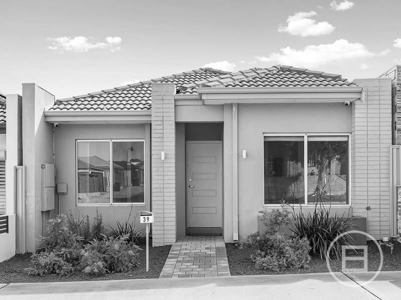 39 Randstone Parade, Butler WA 6036
