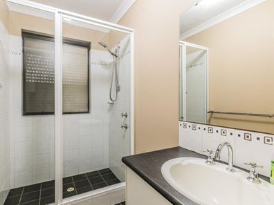 64 Cheltenham Loop, Bertram WA 6167