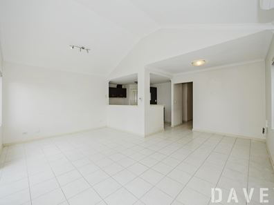 2/439 Karrinyup Road, Innaloo WA 6018