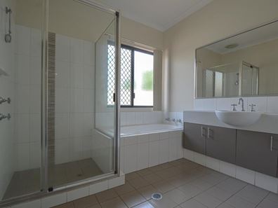 17 Nix Avenue, South Hedland WA 6722