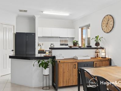 3/112 Anzac Terrace, Bassendean WA 6054