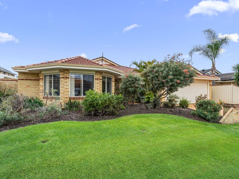 16 Russelia Street, Canning Vale WA 6155