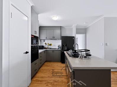 27/1 Cameron Street, Langford WA 6147