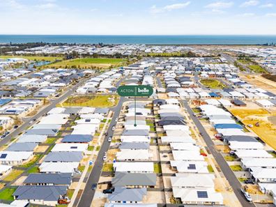 27 Townsend Street, Lakelands WA 6180