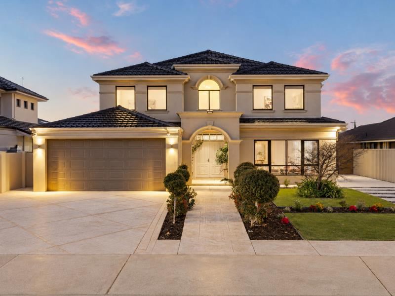 24 Venice Entrance, Iluka WA 6028