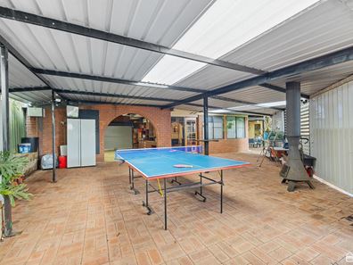 147 Lewis Road, Forrestfield WA 6058