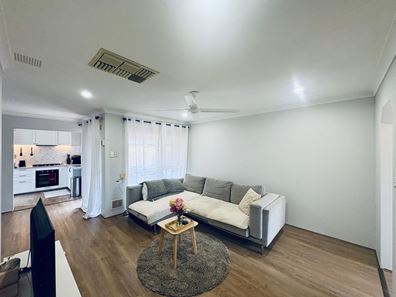 31/52 Aussat Drive, Kiara WA 6054