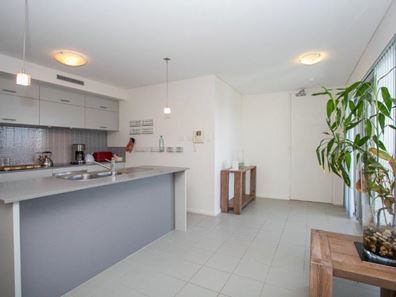 24/8 Prowse Street, West Perth WA 6005