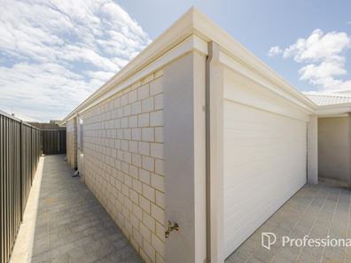 a/29 Condor Road, Yanchep WA 6035