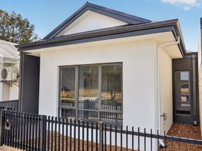 9 Daintree Street, Baldivis WA 6171