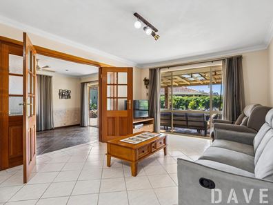 28 St Johns Court, Kingsley WA 6026