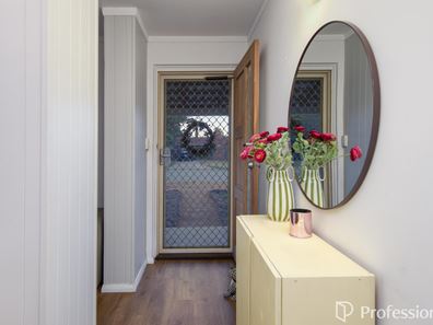 34 Pyrus Way, Forrestfield WA 6058