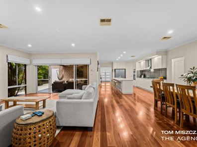 10 Myaree Way, Duncraig WA 6023