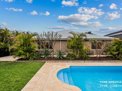 10 Myaree Way, Duncraig WA 6023
