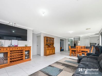64 Burrows Loop, Midvale WA 6056