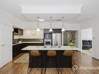 38 Westgrove Drive, Ellenbrook WA 6069