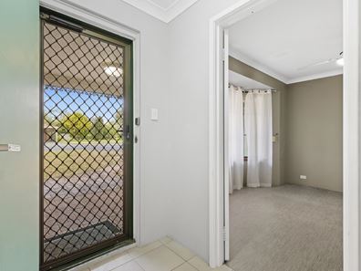 67 Gribble Av, Armadale WA 6112