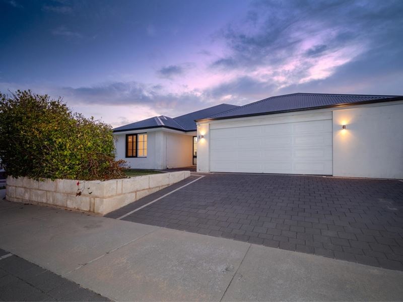 1 Dotterel Green, Jindalee