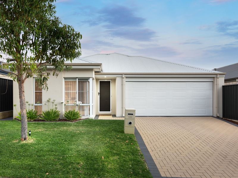 130 Mornington Crescent, Wandi WA 6167