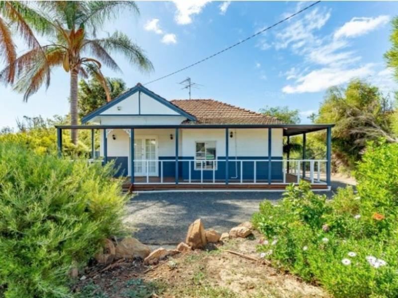 14 SOUTH WESTERN HIGHWAY, Donnybrook