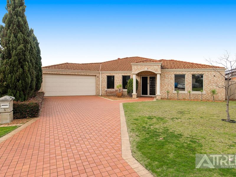 4 Lomandra Drive, Canning Vale