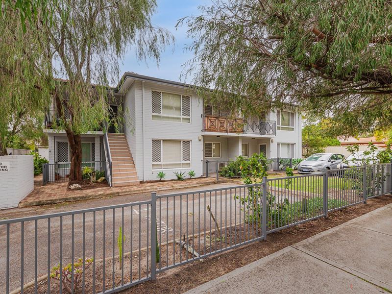 6/64 Gardner Street, Como