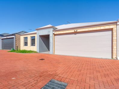4/201 Boardman Road, Canning Vale WA 6155