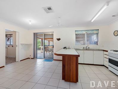 1 Glenn Place, Duncraig WA 6023