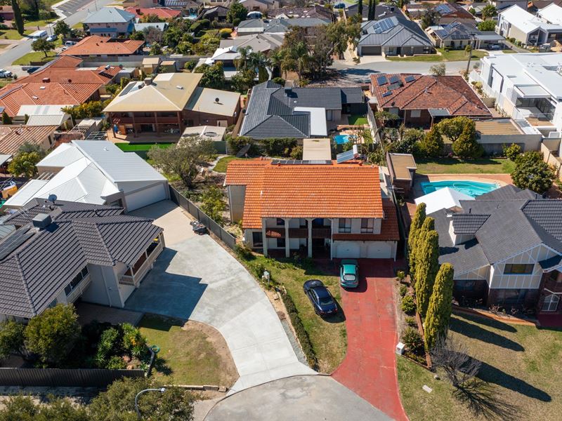 14 Rowe Place, Noranda