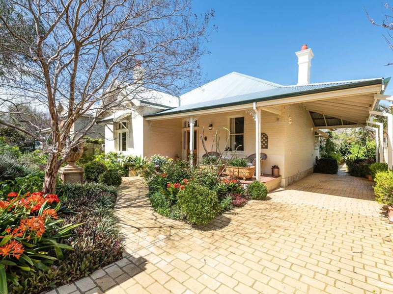 54 Leake Street, Peppermint Grove